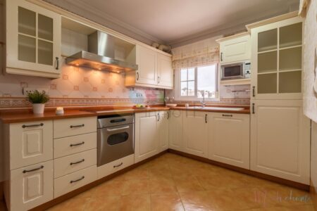 iTP-0202 Piso de 135m2 sin amueblar en Av. Adoratrices