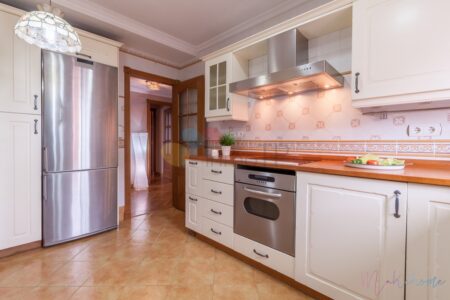 iTP-0202 Piso de 135m2 sin amueblar en Av. Adoratrices