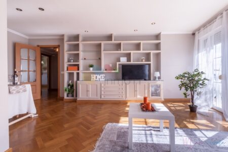 iTP-0202 Piso de 135m2 sin amueblar en Av. Adoratrices