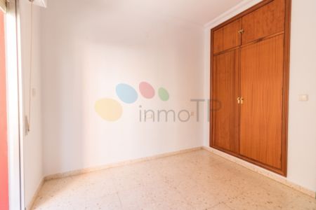 iTP-0227 Piso luminoso con 4 habitaciones y 2 baños