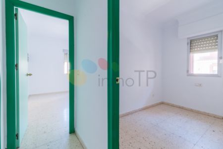 iTP-0227 Piso luminoso con 4 habitaciones y 2 baños